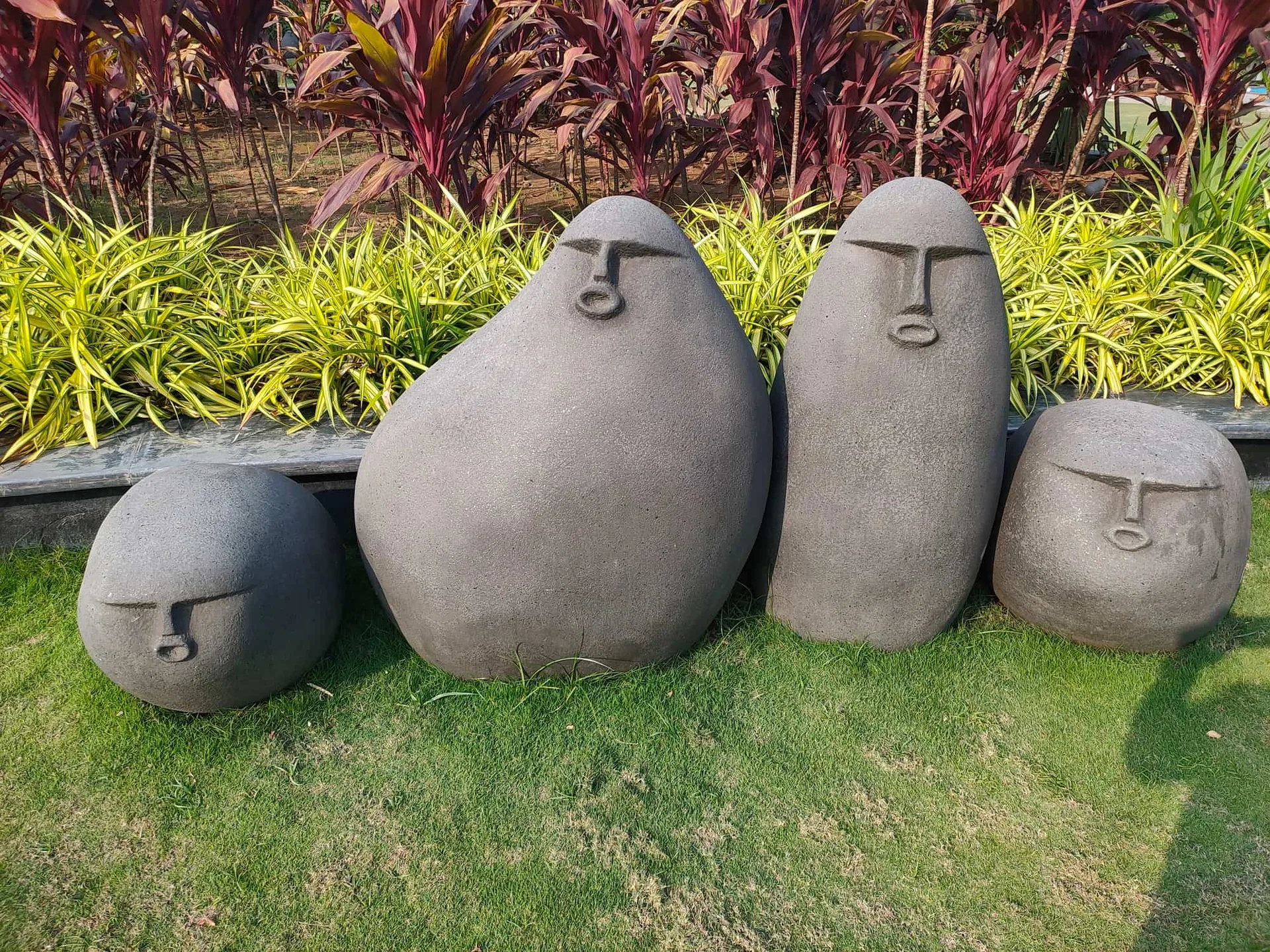 Boulder Faces - Sculpture carved in natural stone, JJM Stone Art UAE