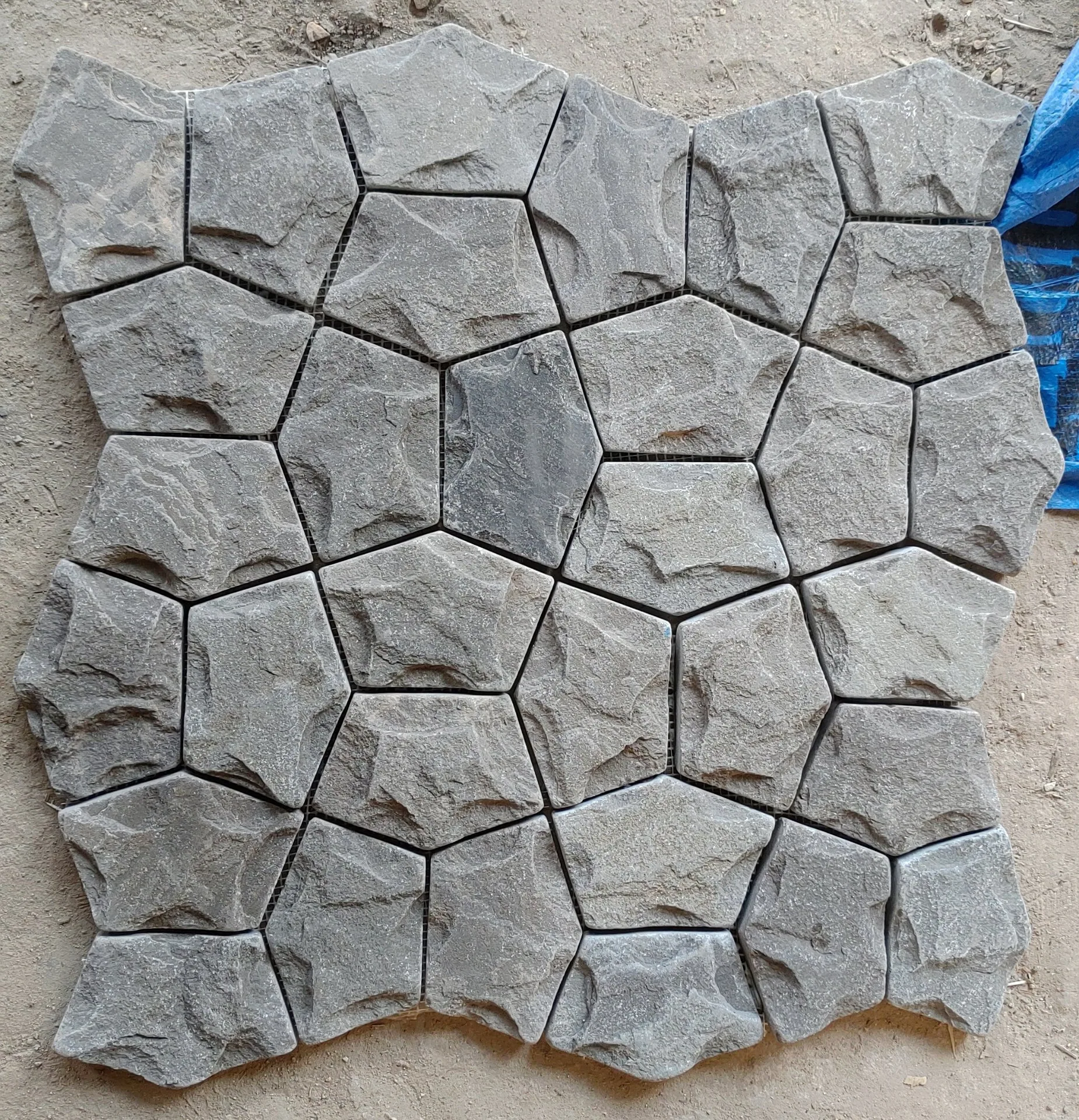 Flagstone Cladding view 28