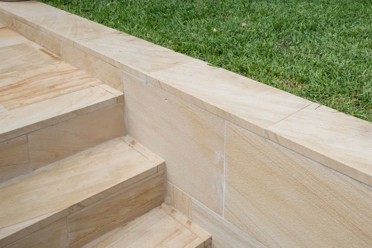 Teak Vein Sandstone Cobblestone view 4